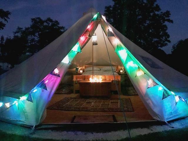 Camping La Foret De Tesse Luaran gambar